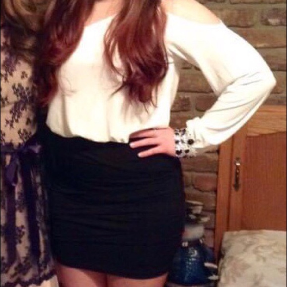 Black and White One-Shoulder Short Formal Dress
